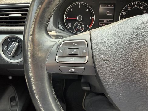 Used 2015 Volkswagen Passat TDI SE FWD image 24