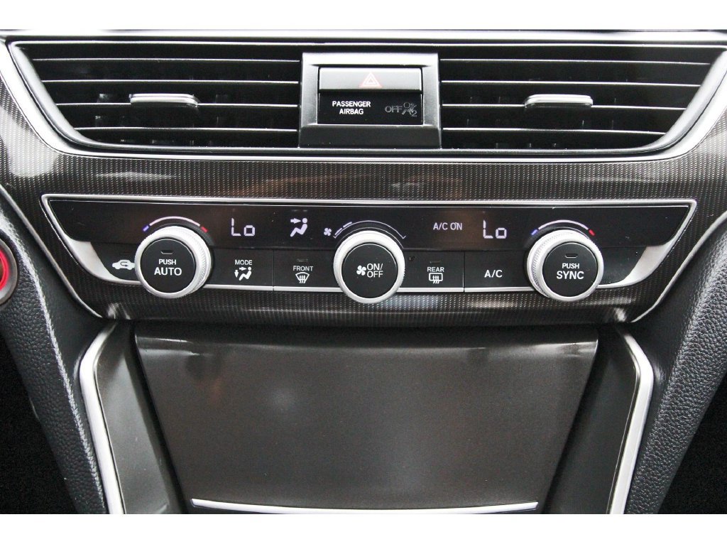 Used 2018 Honda Accord Sport image 25