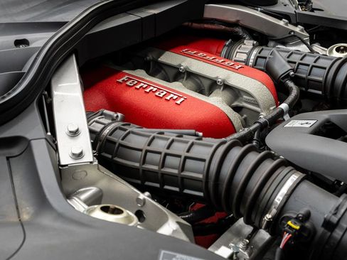 Used 2024 Ferrari Purosangue image 60