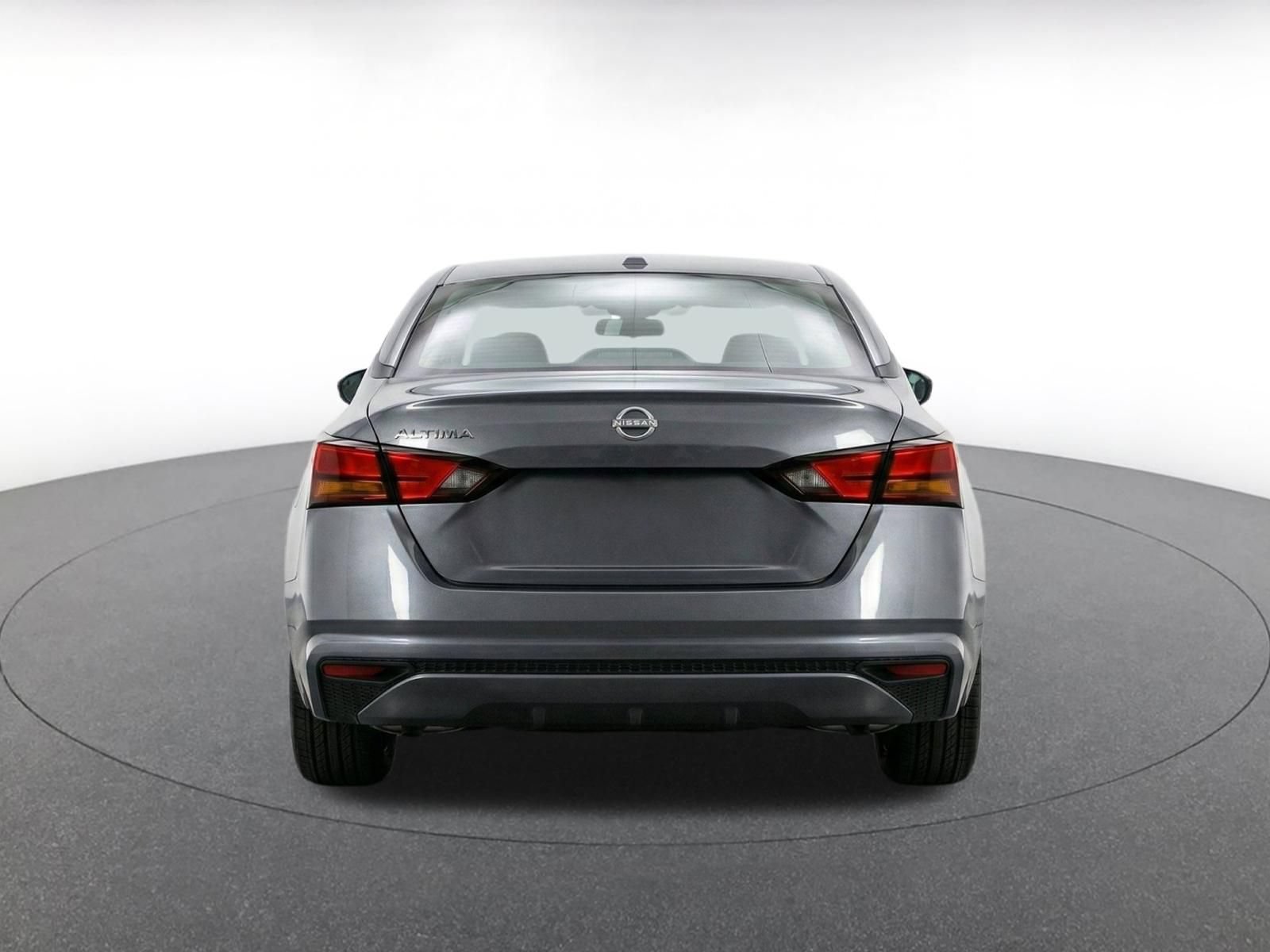 Used 2025 Nissan Altima 2.5 SV FWD image 7