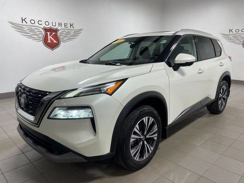 Used 2021 Nissan Rogue SV FWD image 3