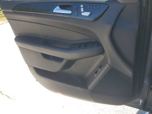 Used 2019 Mercedes-Benz GLS 450 4MATIC w/ Premium 1 Package image 22