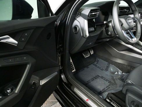 Used 2022 Audi RS 3 AWD/4WD image 8