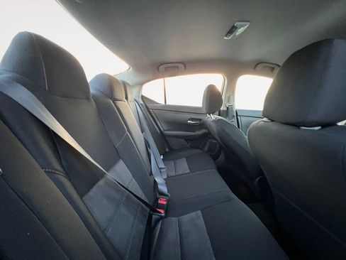 Certified 2025 Nissan Sentra SR image 32