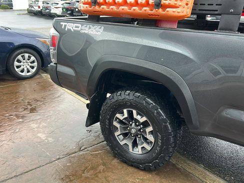 Certified 2023 Toyota Tacoma TRD Off-Road image 56