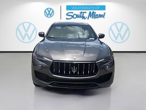 Used 2023 Maserati Levante GT AWD/4WD image 2