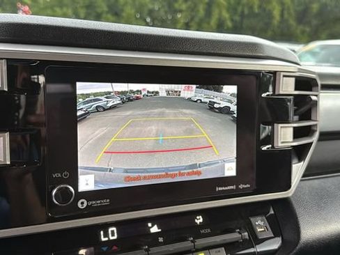 Used 2024 Toyota Tundra SR5 w/ SR5 Convenience Package AWD/4WD image 16