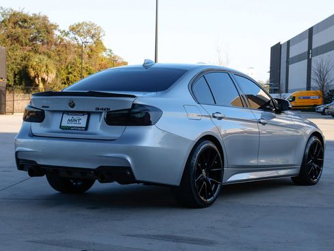 Used 2018 BMW 340i xDrive Sedan w/ Premium Package image 16