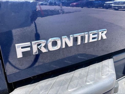 Used 2011 Nissan Frontier PRO-4X w/ Pro-4x Luxury Pkg RWD image 9