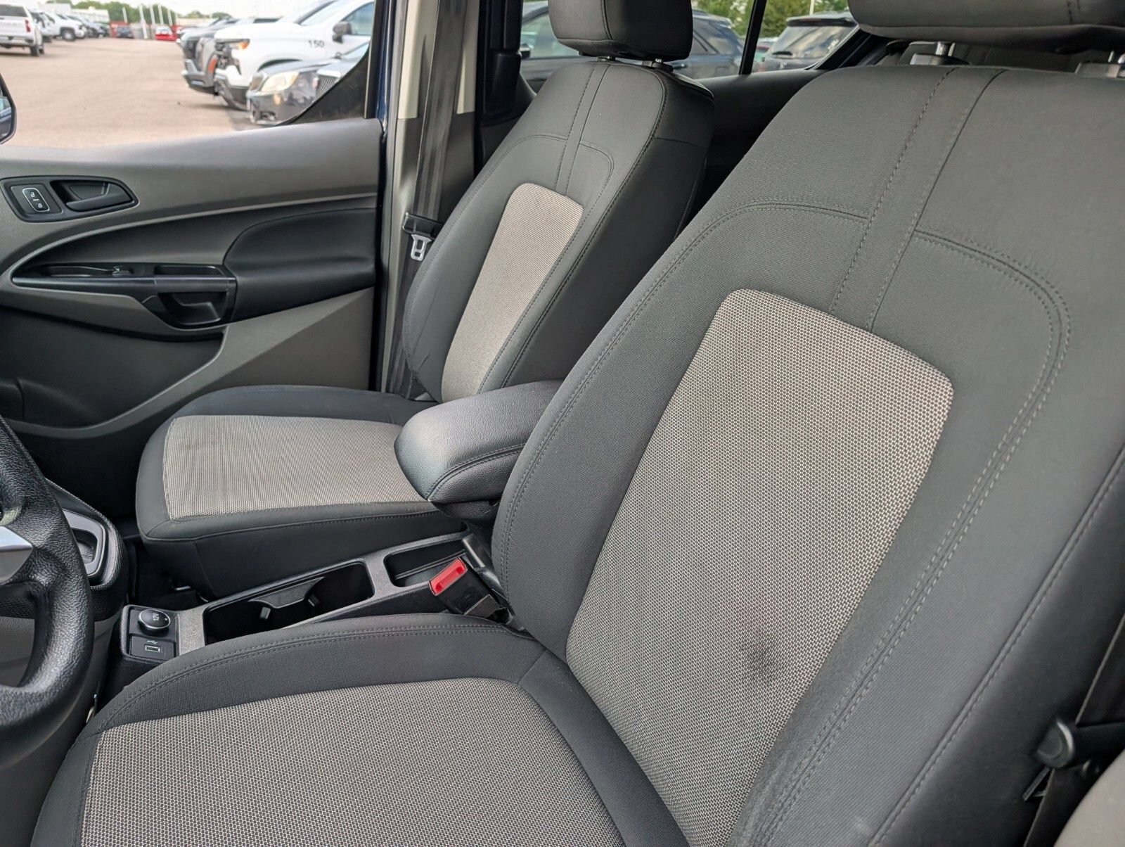 Used 2020 Ford Transit Connect XL FWD image 16