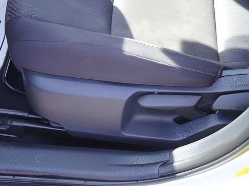 Used 2025 Toyota Camry LE FWD image 19