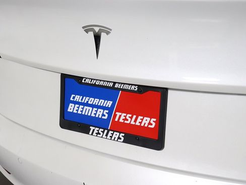 Used 2023 Tesla Model 3 Standard Range image 15