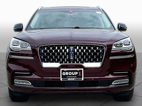 Used 2022 Lincoln Aviator Grand Touring w/ Equipment Group 301A AWD/4WD image 4