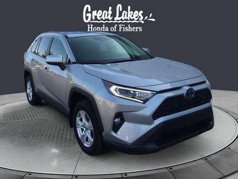 Used 2020 Toyota RAV4 XLE w/ All Weather Liner Package AWD/4WD image 7