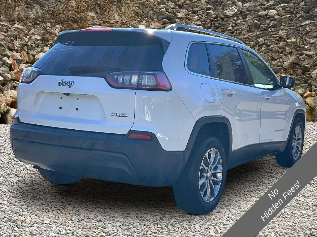 Used 2019 Jeep Cherokee Latitude Plus FWD image 2