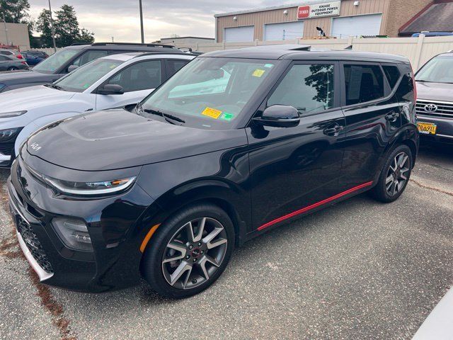 Used 2022 Kia Soul Turbo FWD image 1