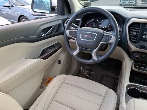 Used 2021 GMC Acadia Denali w/ Denali Ultimate Package image 14