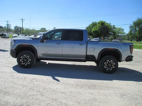 New 2026 GMC Sierra 2500 AT4X AWD/4WD image 9