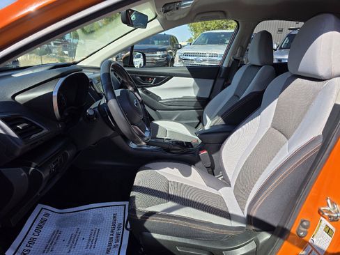 Used 2018 Subaru Crosstrek 2.0i Premium w/ Popular Package #2 AWD/4WD image 7