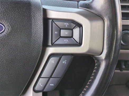 Certified 2018 Ford F450 Platinum w/ Platinum Ultimate Package image 26