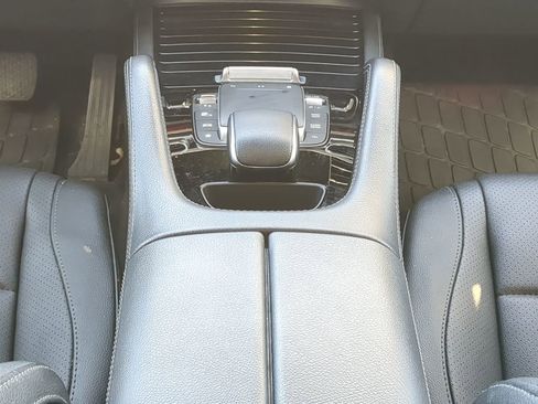 Used 2021 Mercedes-Benz GLE 450 4MATIC image 19