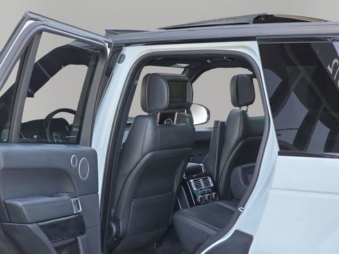 Used 2014 Land Rover Range Rover Supercharged AWD/4WD image 18