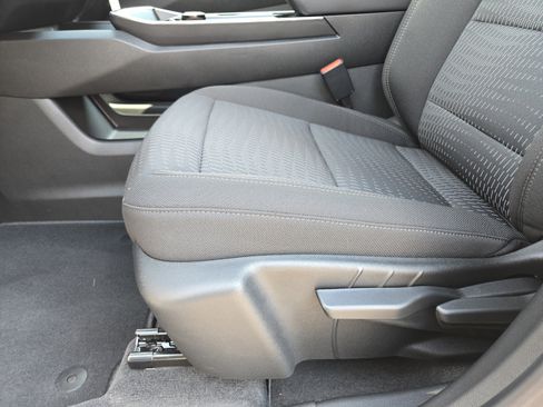 New 2026 Chevrolet Equinox LT w/ Midnight Edition image 17