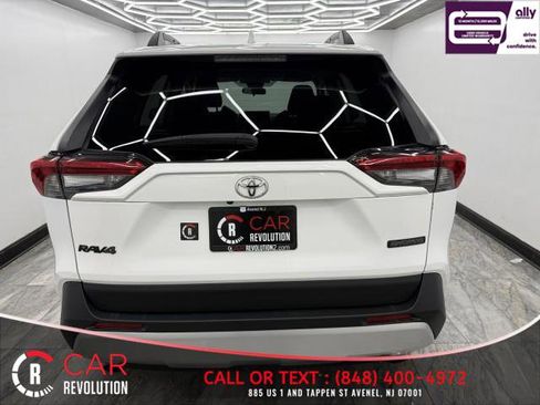 Used 2024 Toyota RAV4 Adventure image 5