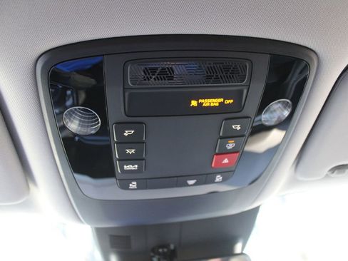 New 2026 Kia Carnival FWD image 55