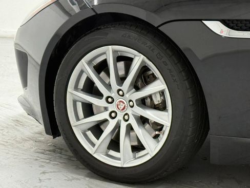 Used 2016 Jaguar F-TYPE Coupe RWD image 29
