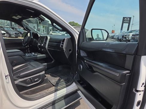 Used 2019 Ford Expedition XLT w/ Equipment Group 202A image 13