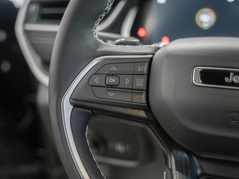 New 2026 Jeep Grand Cherokee L Laredo AWD/4WD image 29