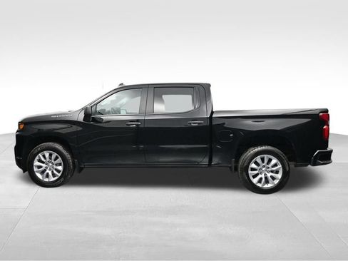 Used 2020 Chevrolet Silverado 1500 Custom w/ Custom Value Package RWD image 2