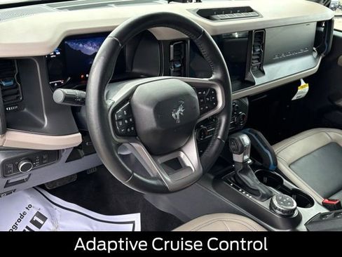 Used 2022 Ford Bronco Wildtrak image 11