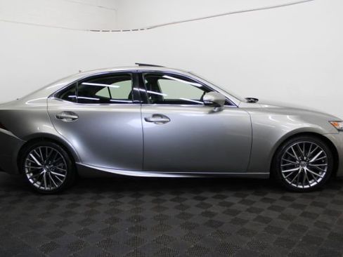Used 2015 Lexus IS 250 w/ Navigation System Package RWD image 5