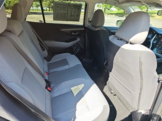 Used 2023 Subaru Outback Premium AWD/4WD image 16