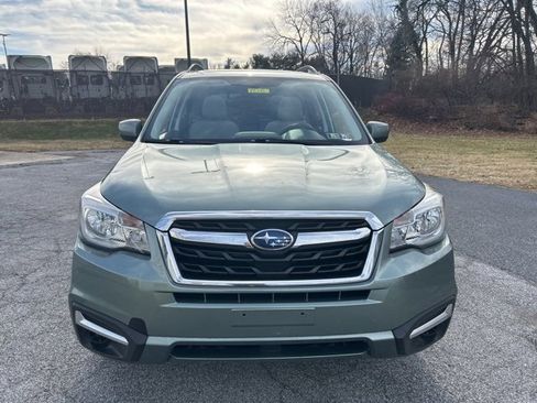 Used 2018 Subaru Forester 2.5i Premium w/ All-Weather Package image 9