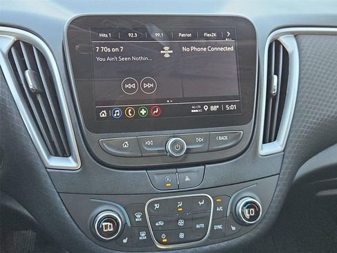 Certified 2024 Chevrolet Malibu LT w/ Sport Edition FWD image 26