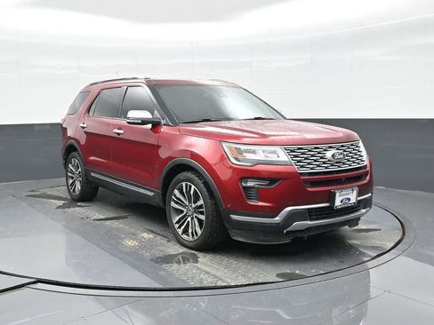 Used 2018 Ford Explorer Platinum image 15