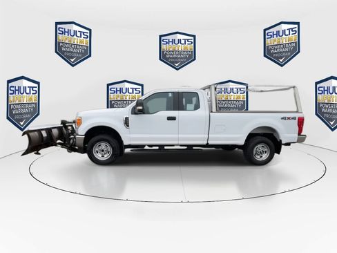 Used 2017 Ford F250 XL w/ Power Equipment Group image 5
