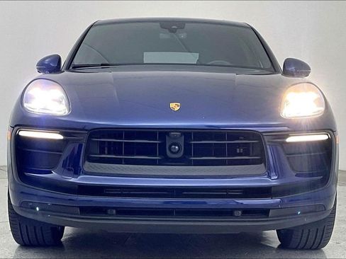 Used 2023 Porsche Macan image 5