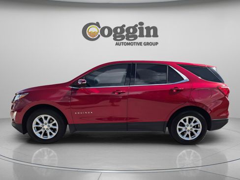 Used 2019 Chevrolet Equinox LT FWD image 2