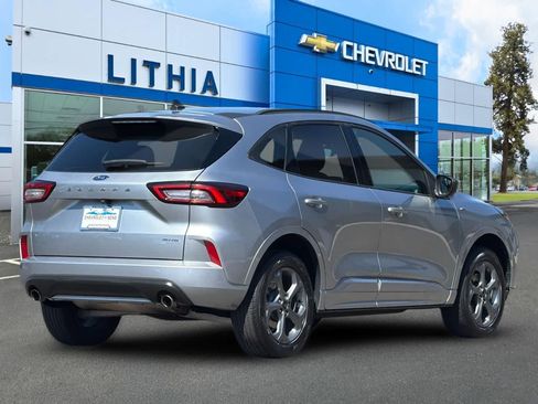 Used 2024 Ford Escape ST-Line AWD/4WD image 2