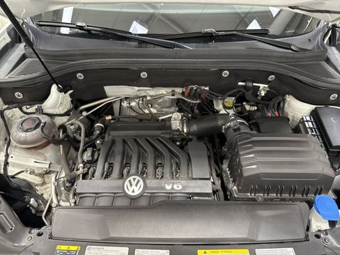 Used 2022 Volkswagen Atlas Cross Sport SE AWD/4WD image 33