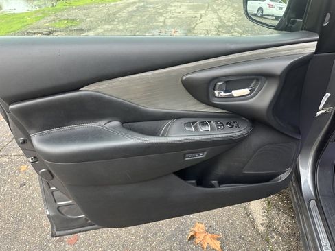 Used 2016 Nissan Murano Platinum w/ Platinum Technology Package image 23