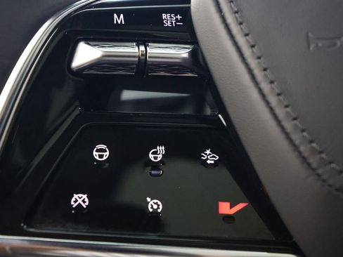 Used 2025 Cadillac Escalade V w/ LPO, Floor Liner Package AWD/4WD image 22