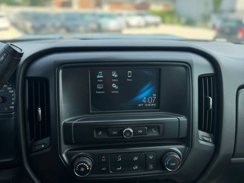Used 2019 Chevrolet Silverado 2500 W/T w/ WT Convenience Package AWD/4WD image 15