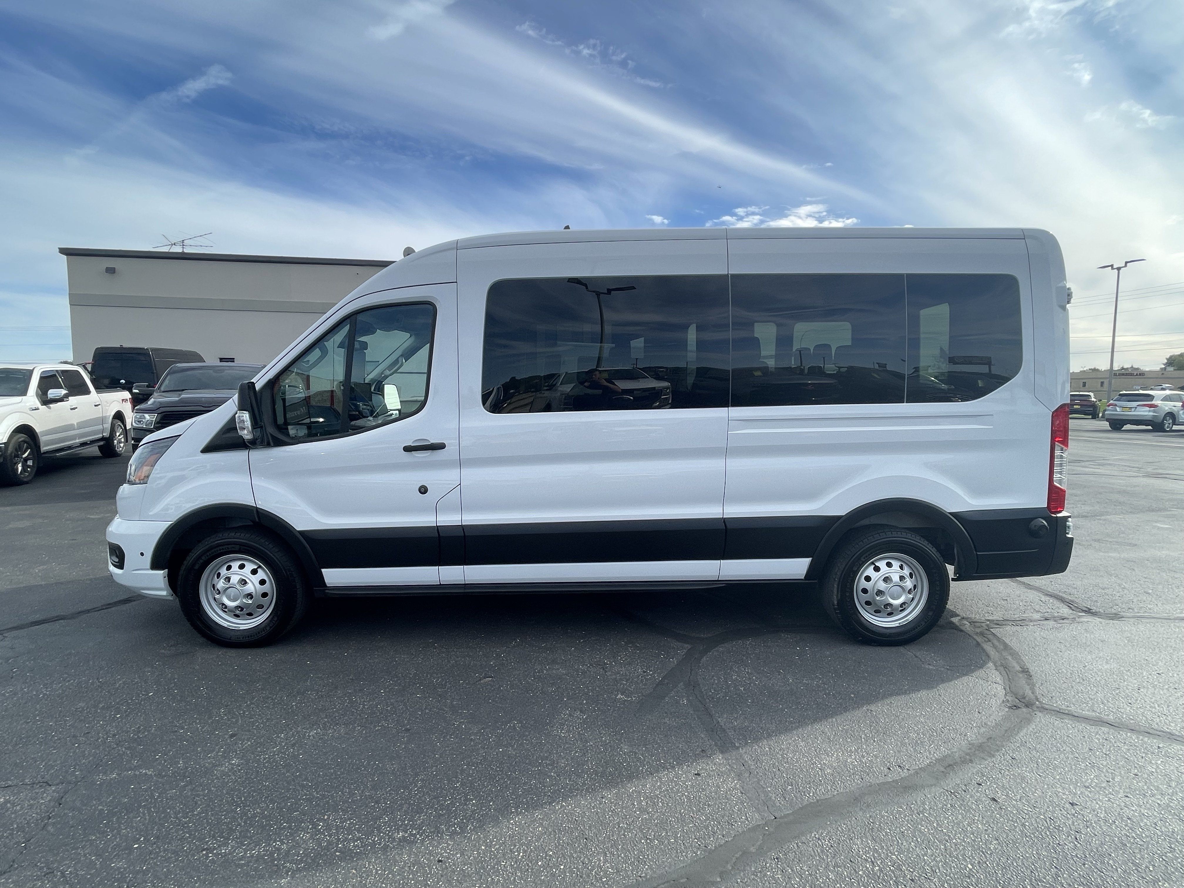 Used 2025 Ford Transit 350 XLT AWD/4WD image 5