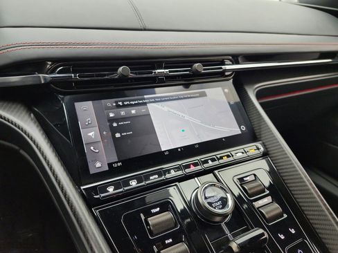 Used 2024 Aston Martin DB12 Coupe RWD image 10