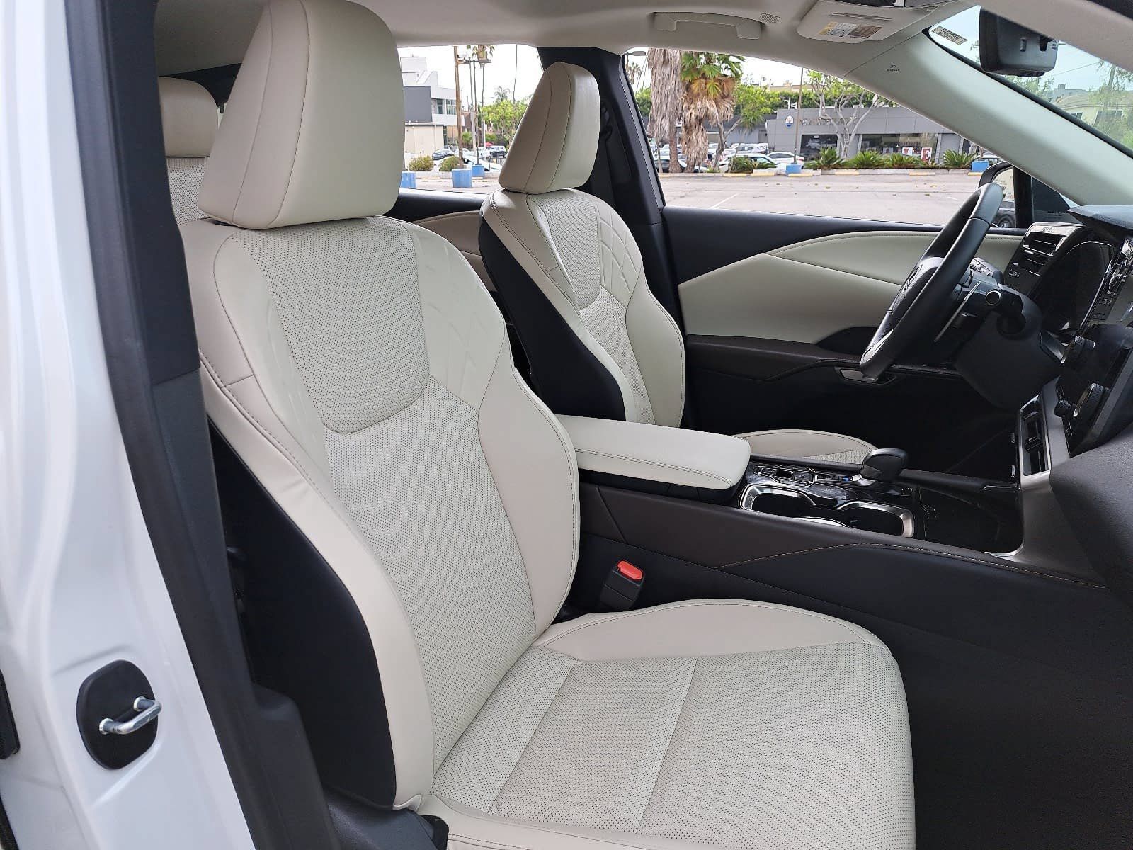 Used 2024 Lexus RX 350 FWD w/ Technology Package image 10
